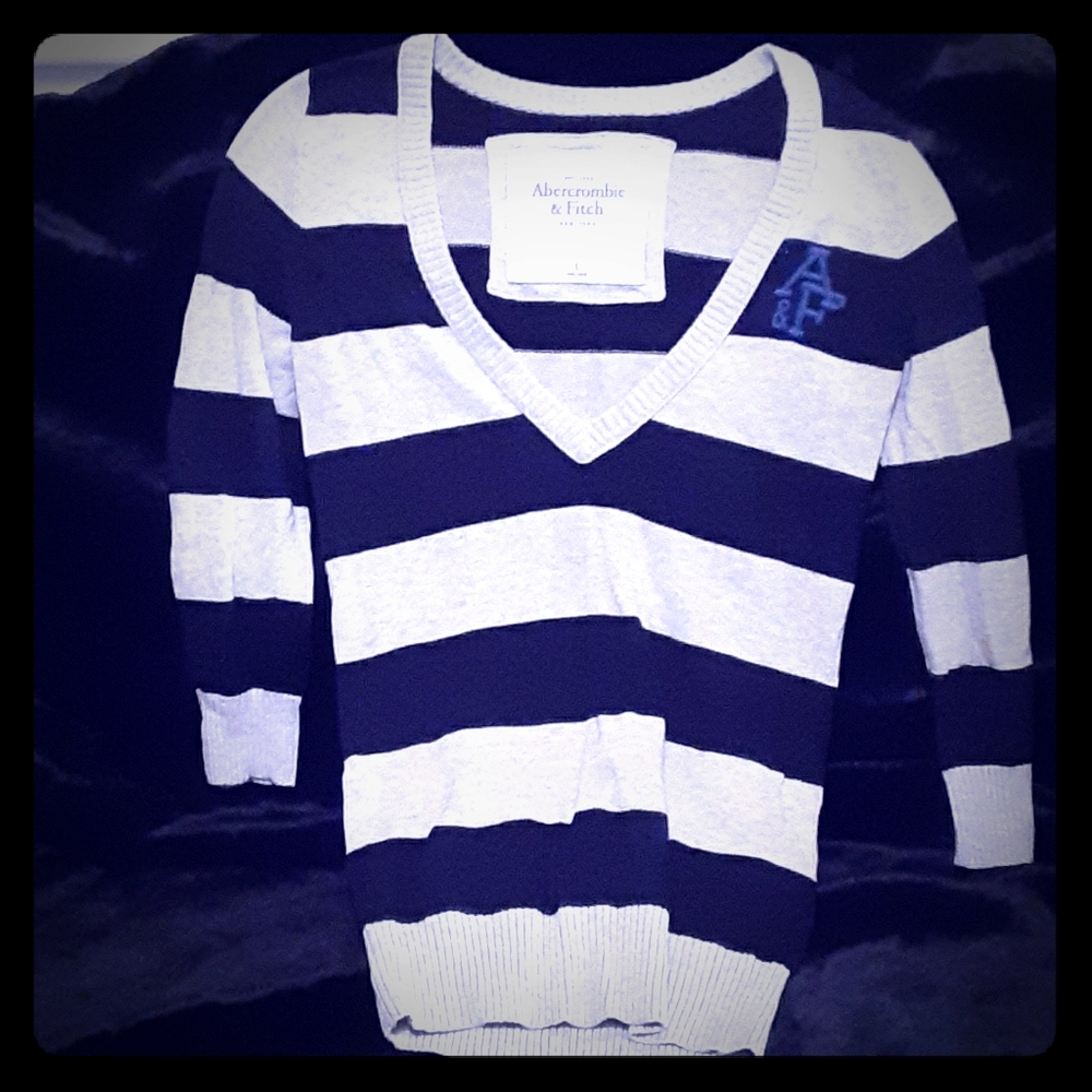 Quarter Lenght Sweater